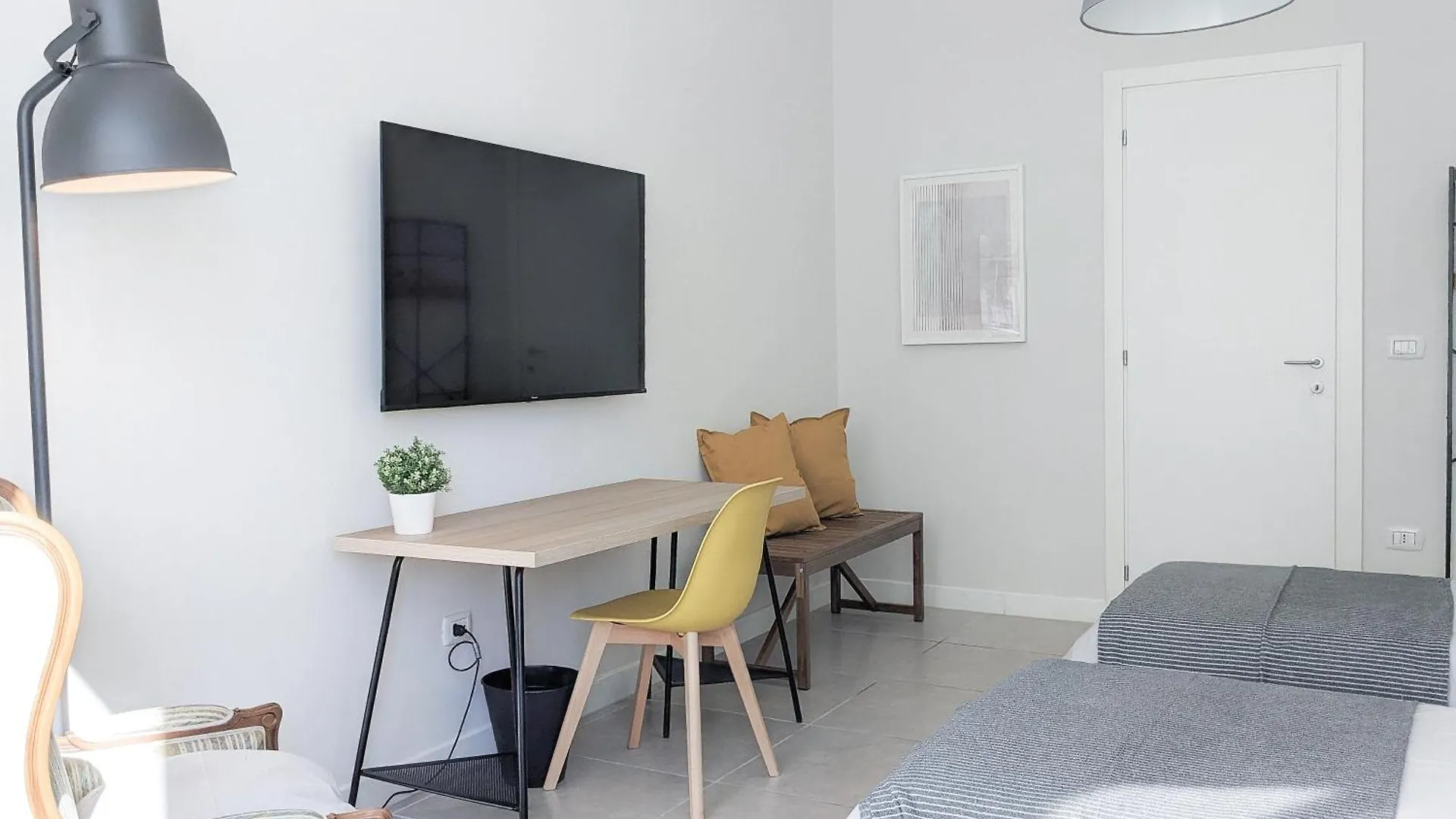 Apartment Casa Doclea _Comfort & Relax Nel Cuore Della Citta Naples